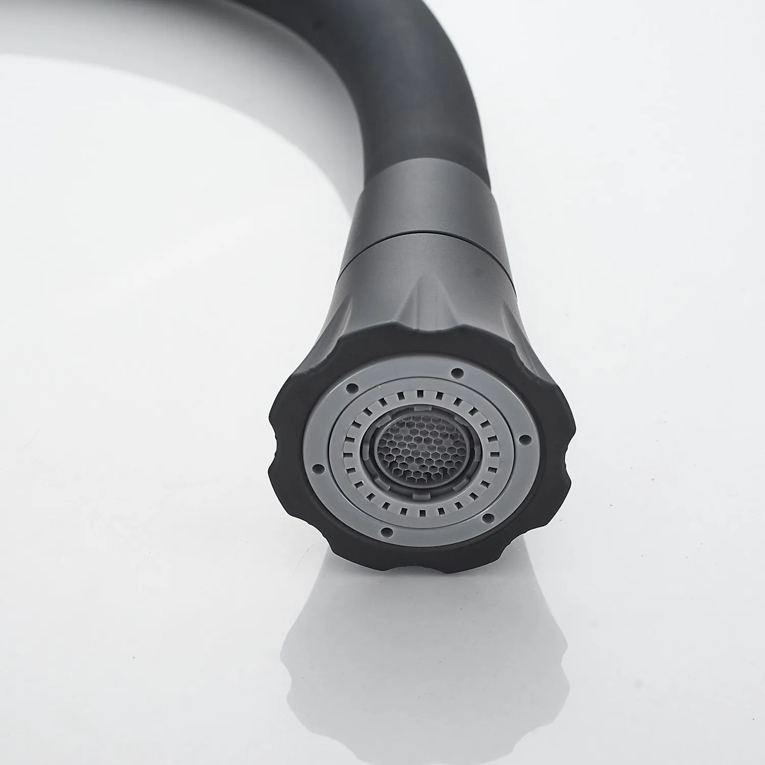 Смеситель для кухни с гибким изливом Raffine F303H-3, черный