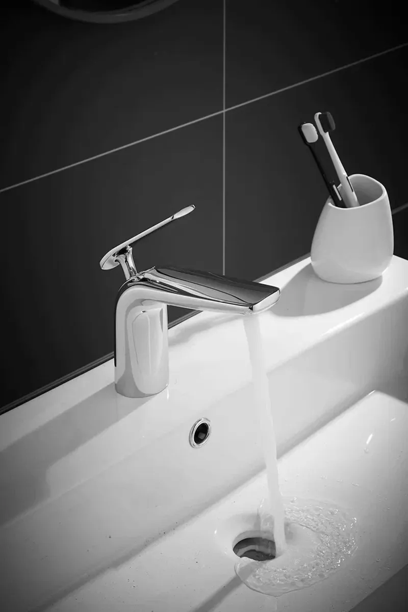 Смеситель для раковины Rose R39 R3901, хром