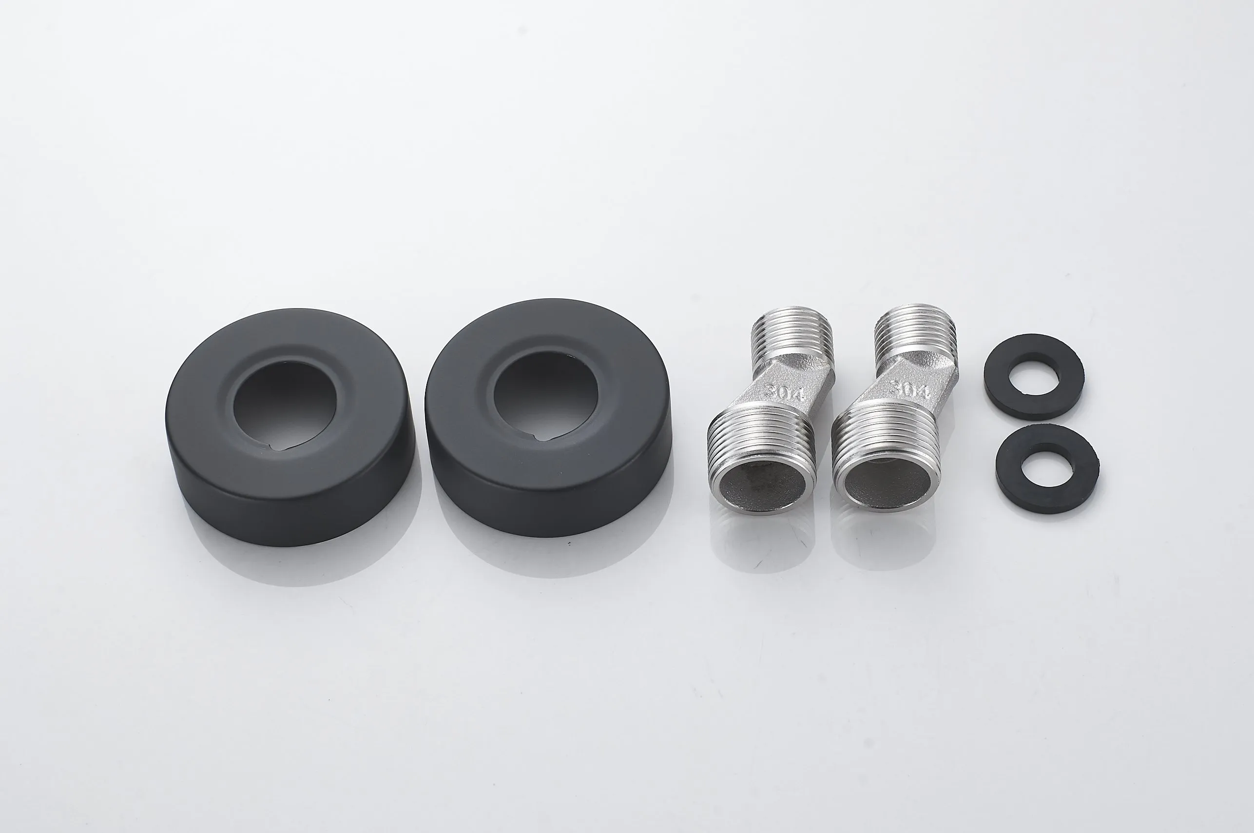 Смеситель для ванны Shevanik S8522H, черный