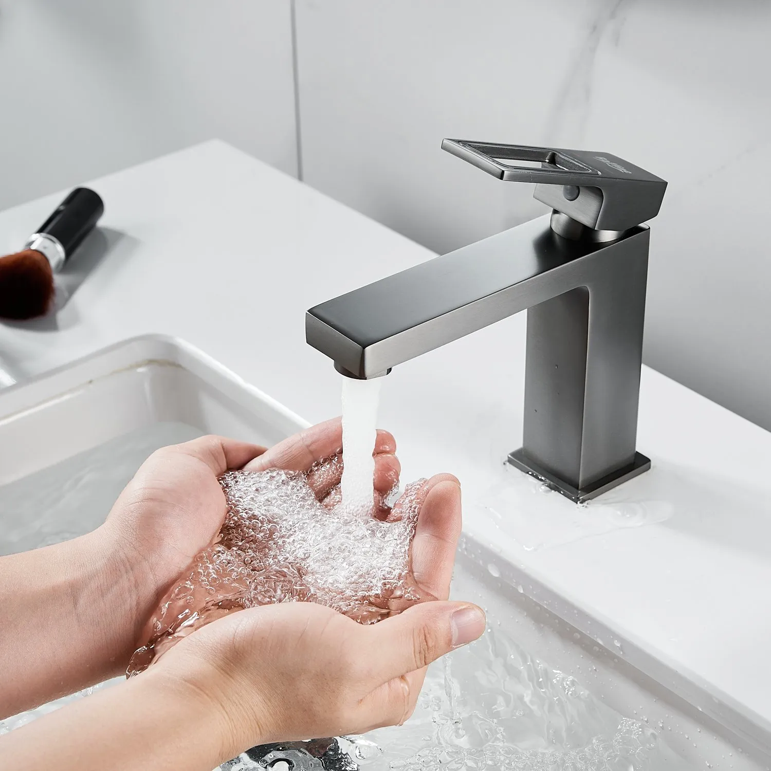 Смеситель для раковины Raffine F0196T, оружейная сталь