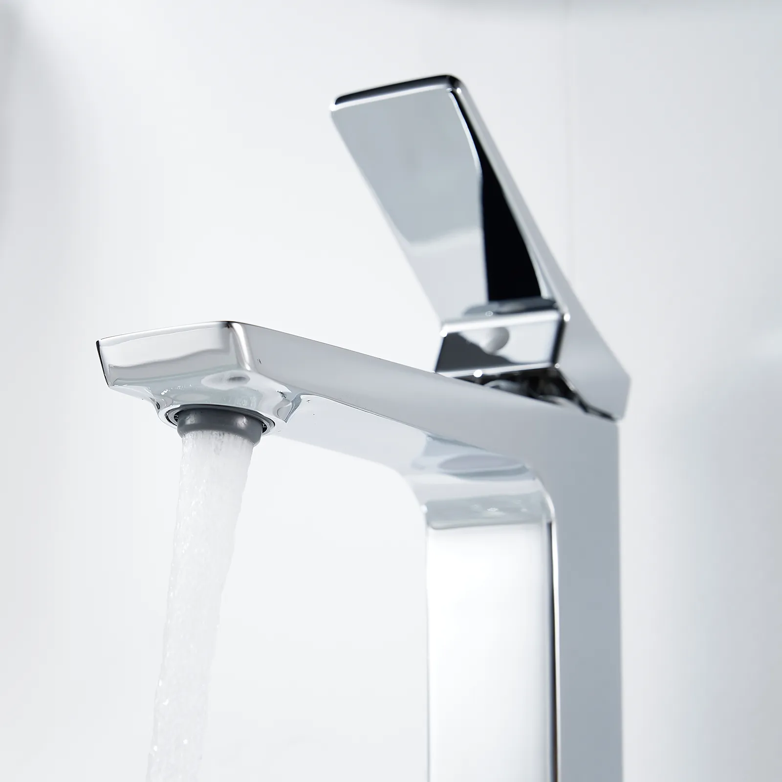 Смеситель для раковины Shevanik S4401, хром