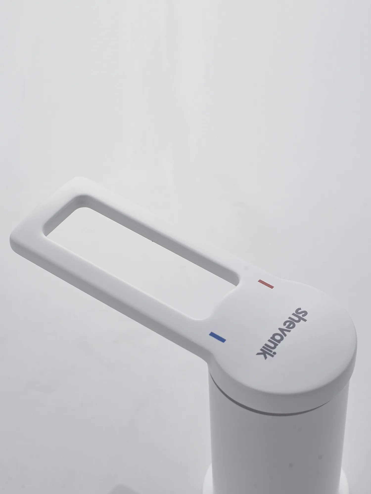 Смеситель на борт ванны Shevanik S4812C, белый