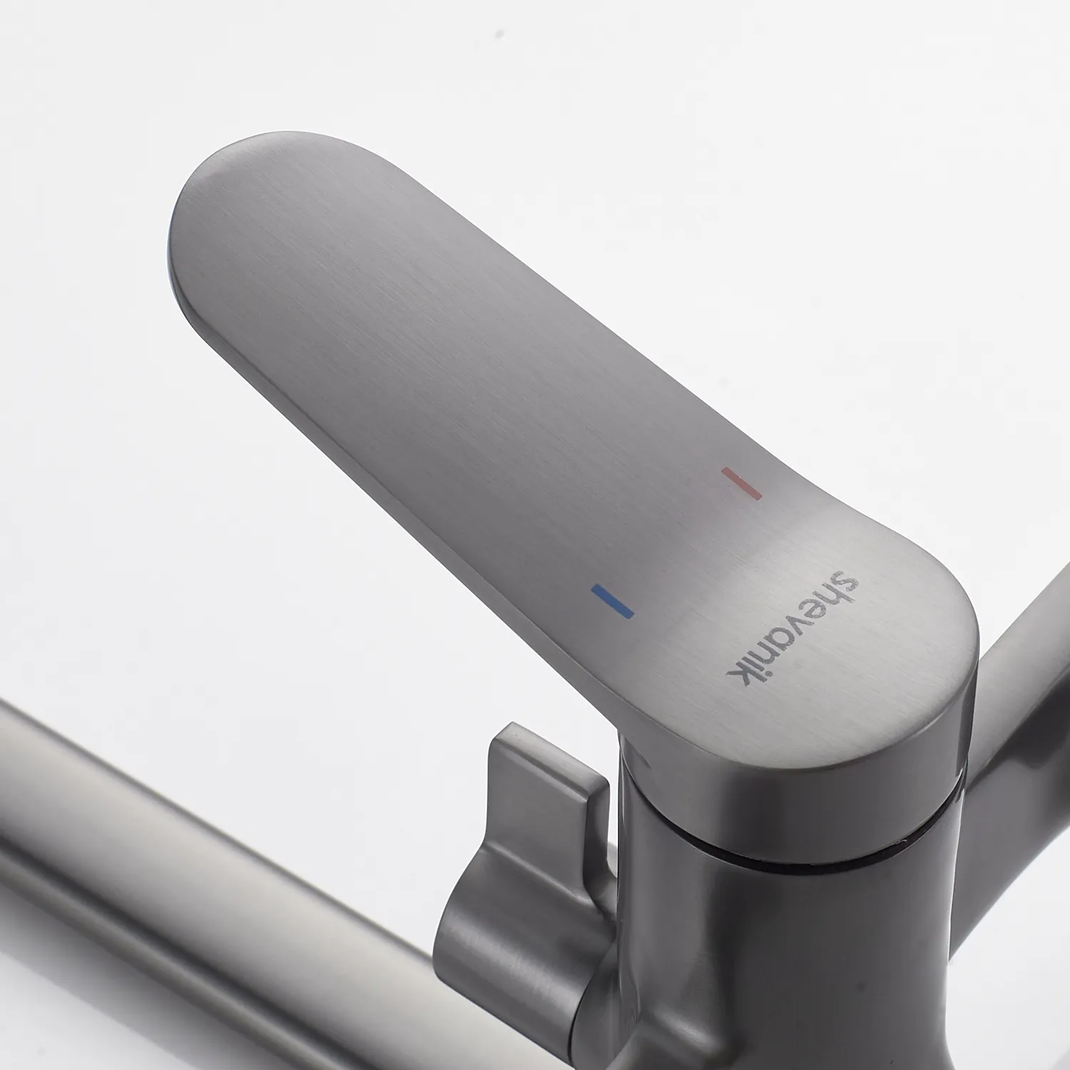 Смеситель для ванны Shevanik S4322T, оружейная сталь