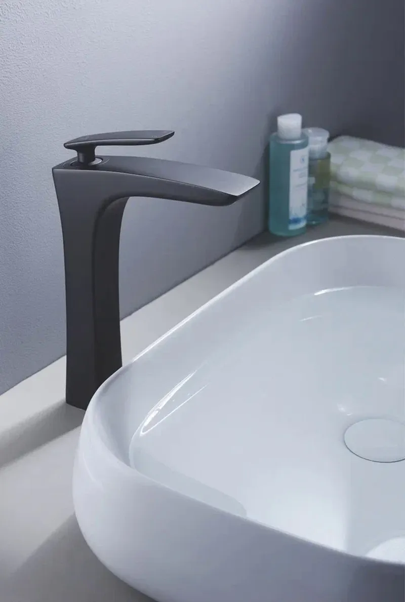 Смеситель для раковины высокий Rose R27H R2711H, черный