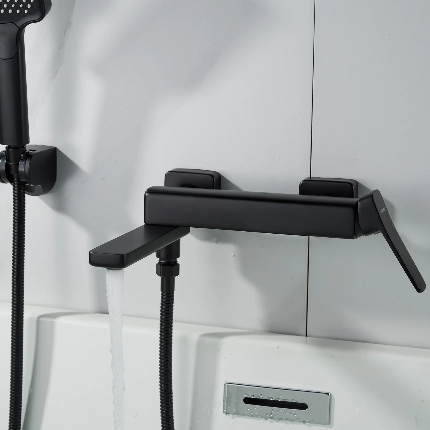 Смеситель для ванны Shevanik S9952H, черный