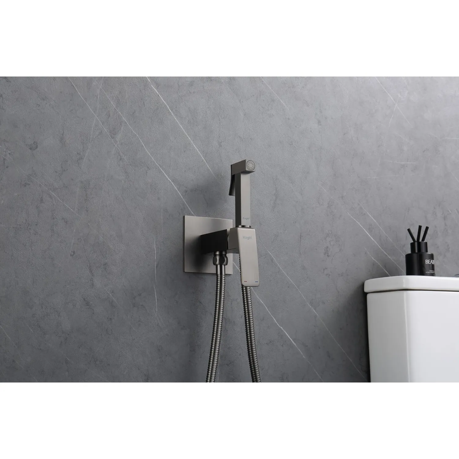 Смеситель Raglo встраиваемый с гигиеническим душем (R01.52.09)