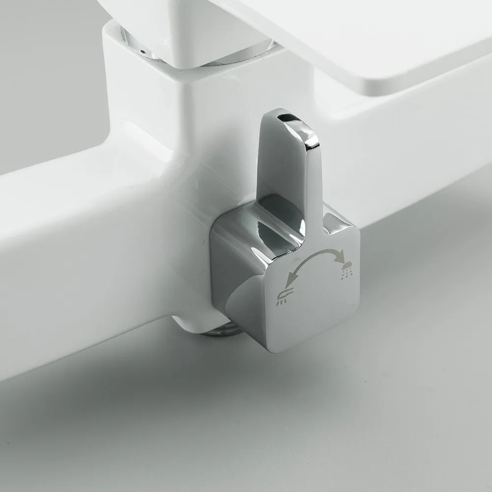 Смеситель для ванны FRUD R22153, белый