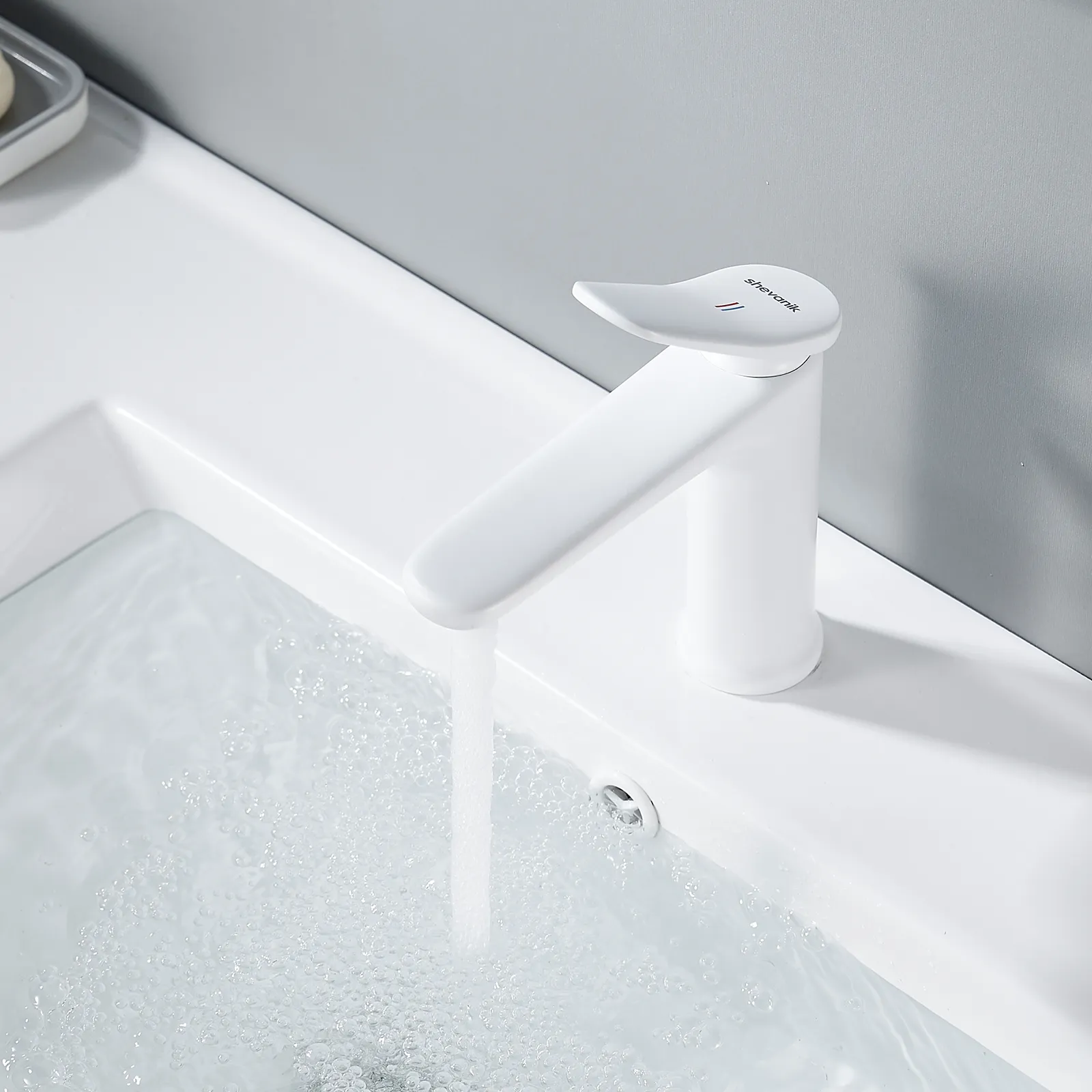 Смеситель для раковины Shevanik S4701C, белый