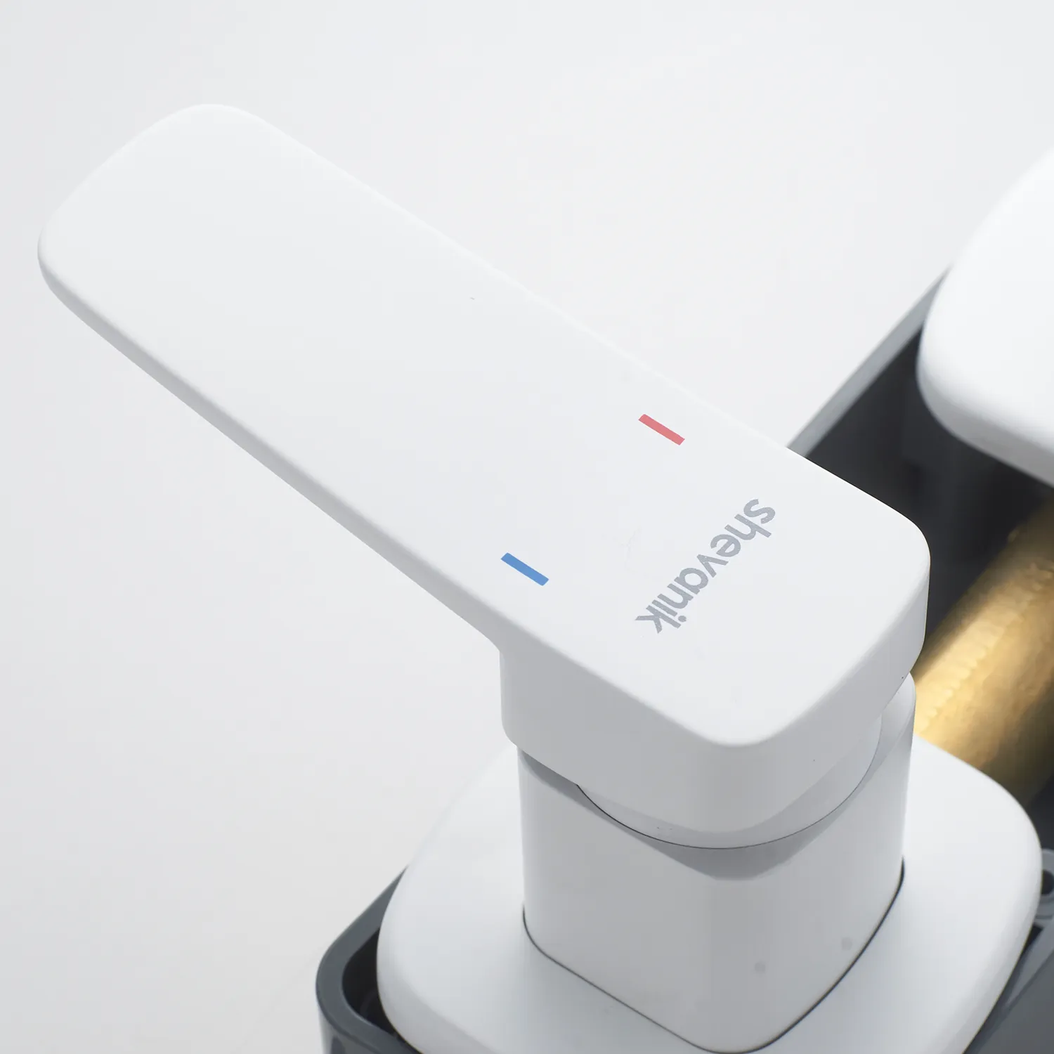 Смеситель для раковины встраиваемый Shevanik S9941C, белый