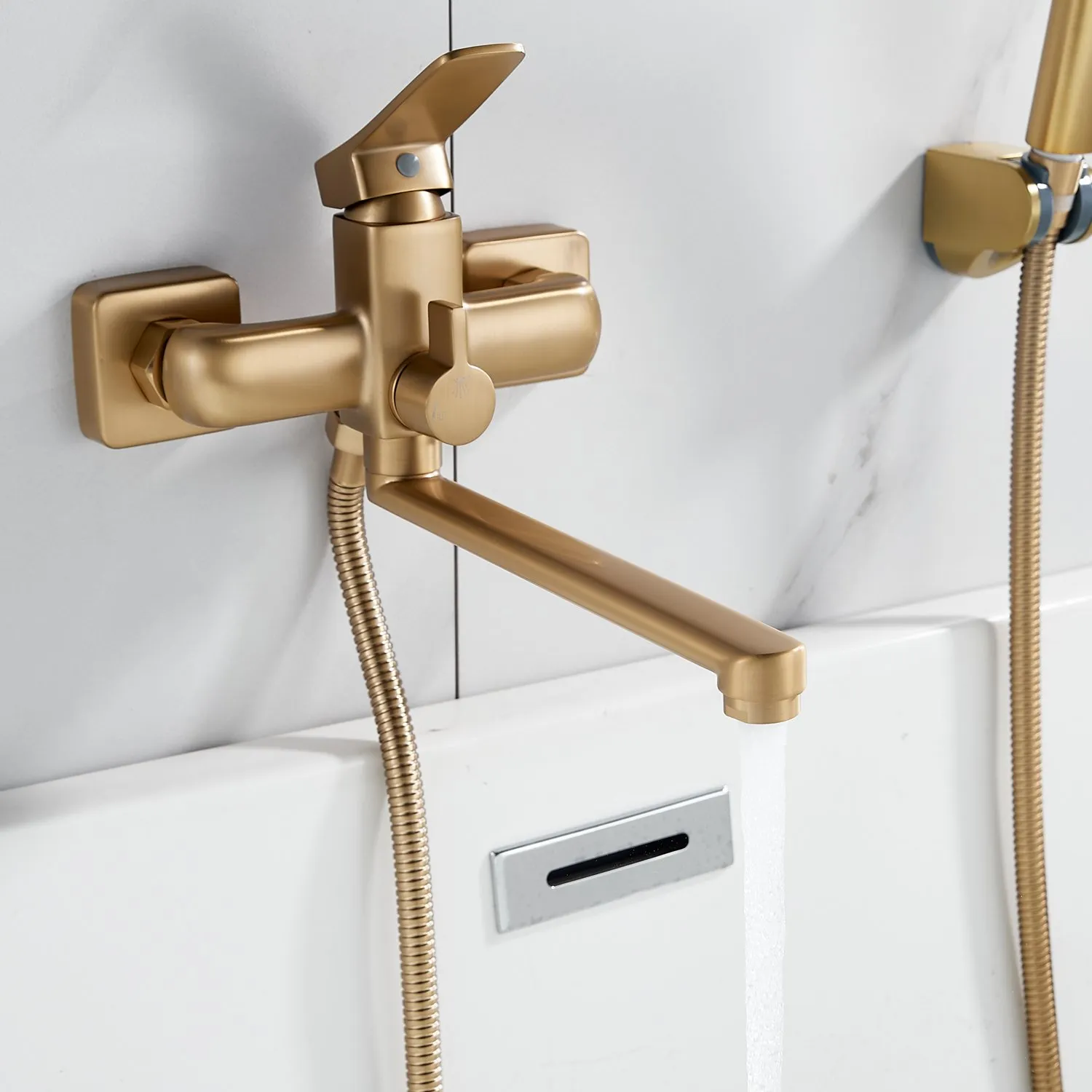 Смеситель для ванны Shevanik S9902G, золотой сатин