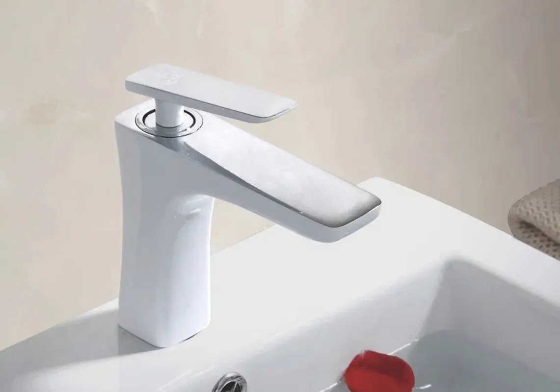 Смеситель для раковины Rose R16F R1601F, белый/хром