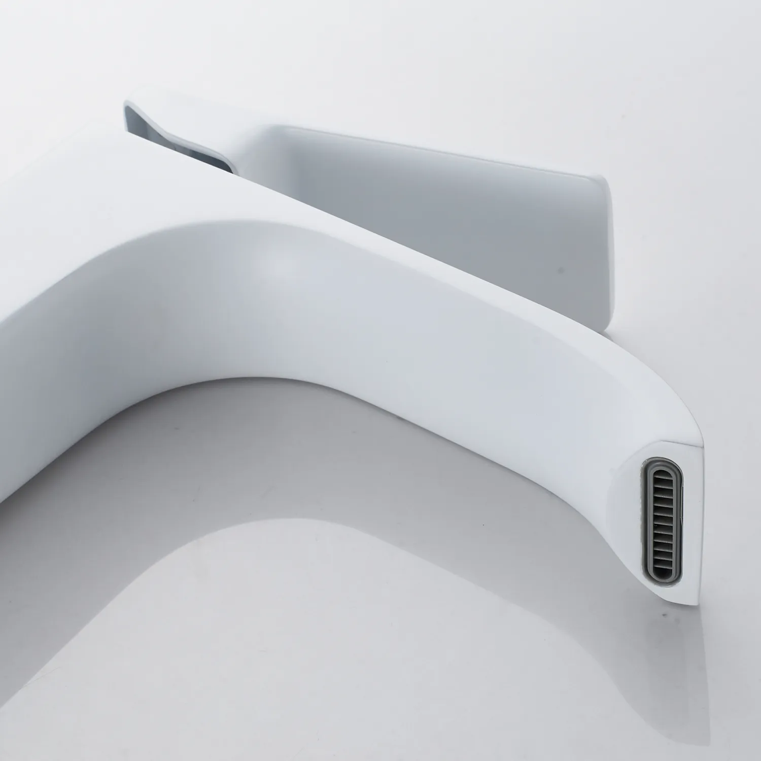 Смеситель для раковины Shevanik S4001C, белый