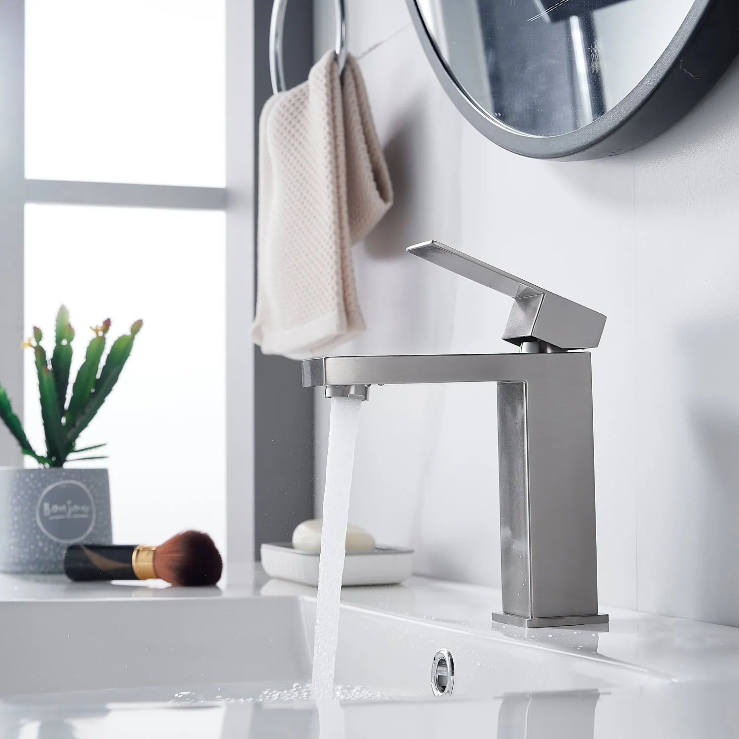 Смеситель для раковины Shevanik S7001L, сатин