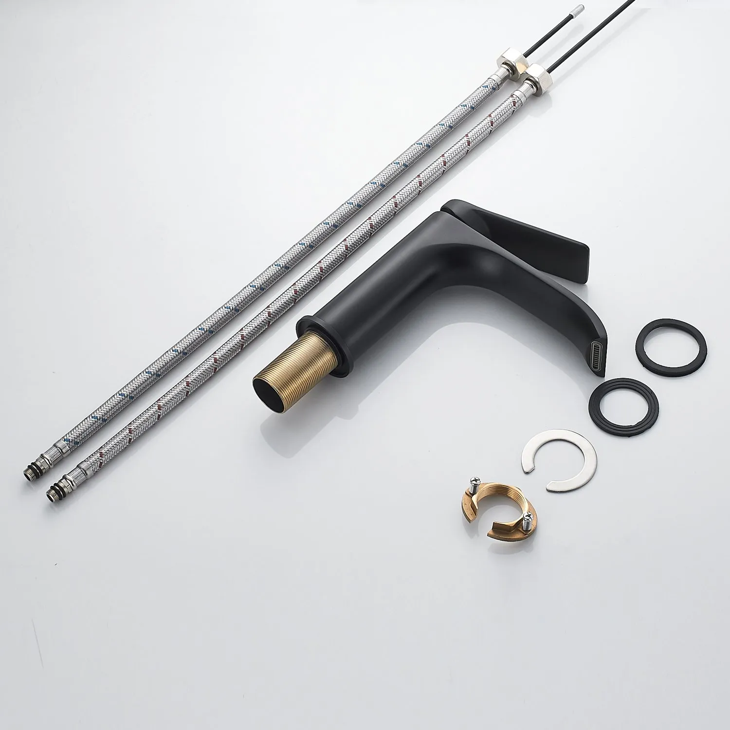 Смеситель для раковины Shevanik S4101H, черный