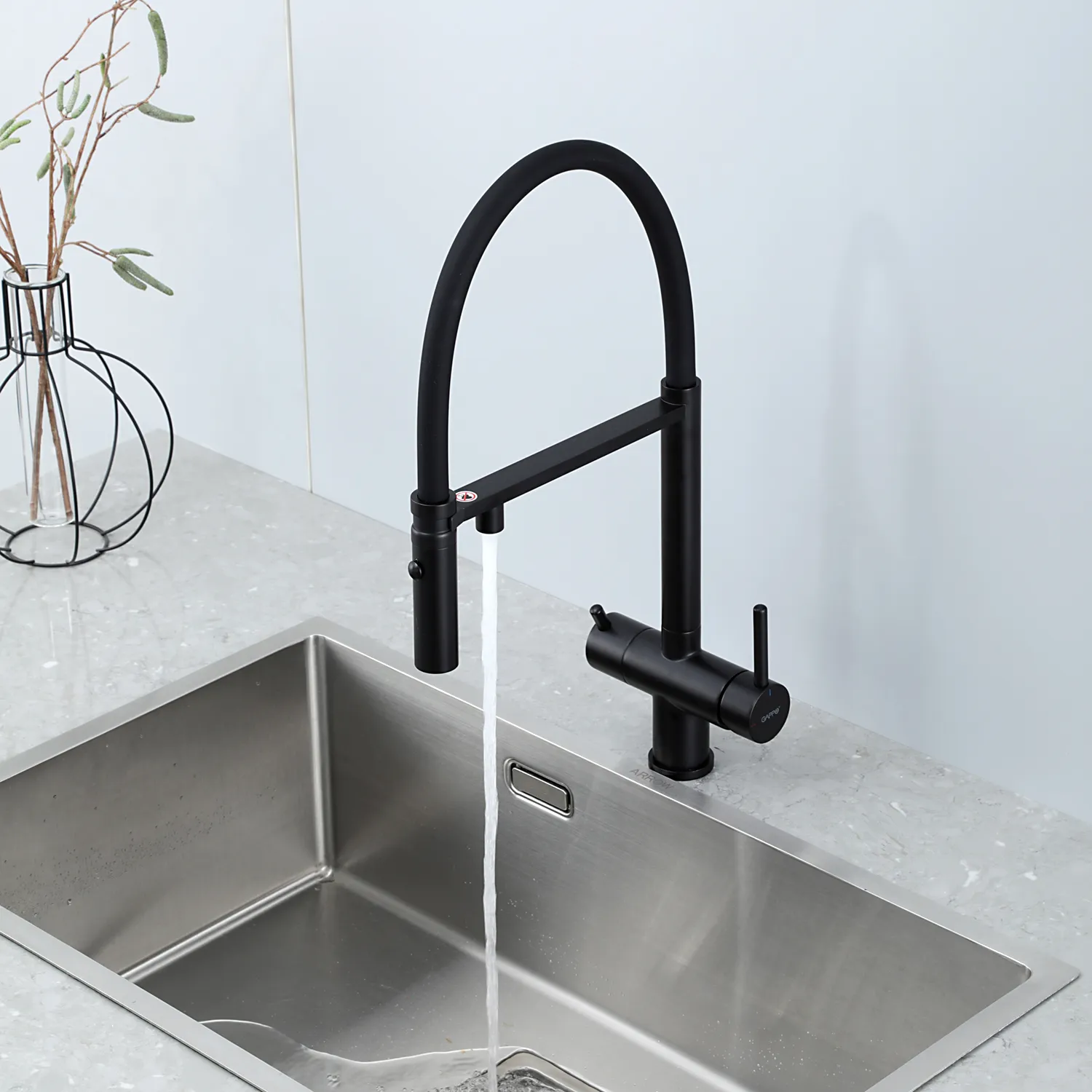 Смеситель для кухни с гибким изливом и подключением фильтра GAPPO G4397-86, черный