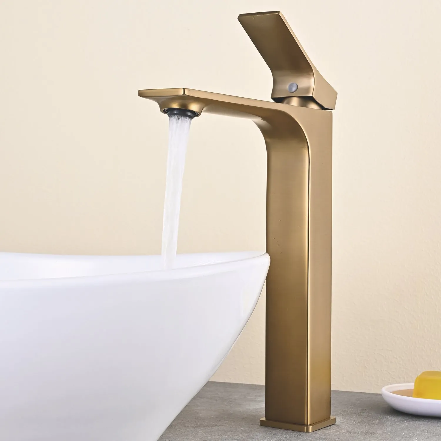 Смеситель для раковины высокий Shevanik S6111G, золотой сатин