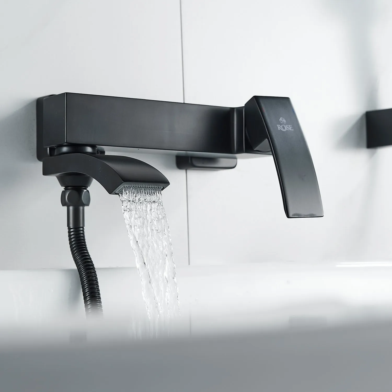 Смеситель для ванны Rose R1552H, черный
