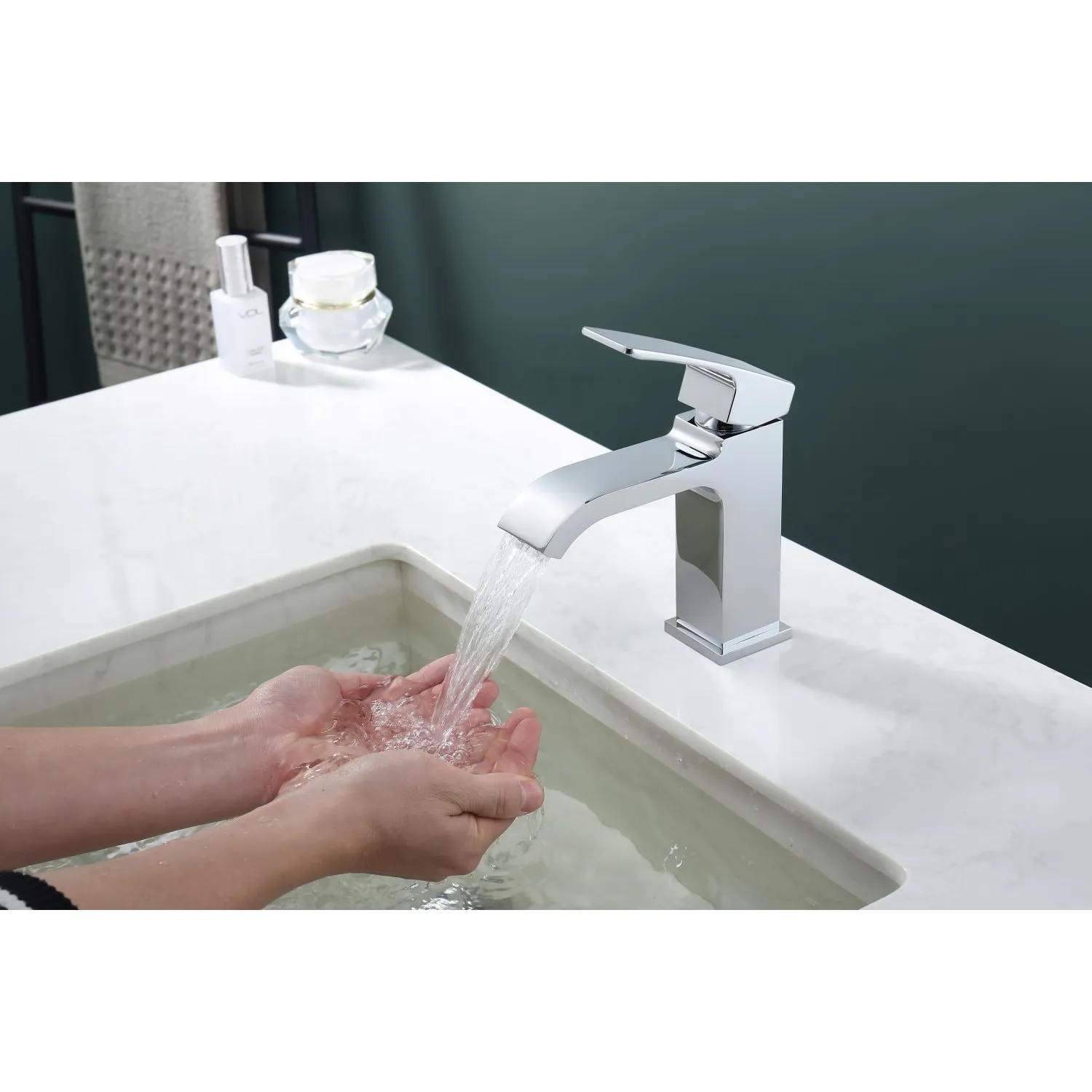 Смеситель Raglo для умывальника (R02.10)