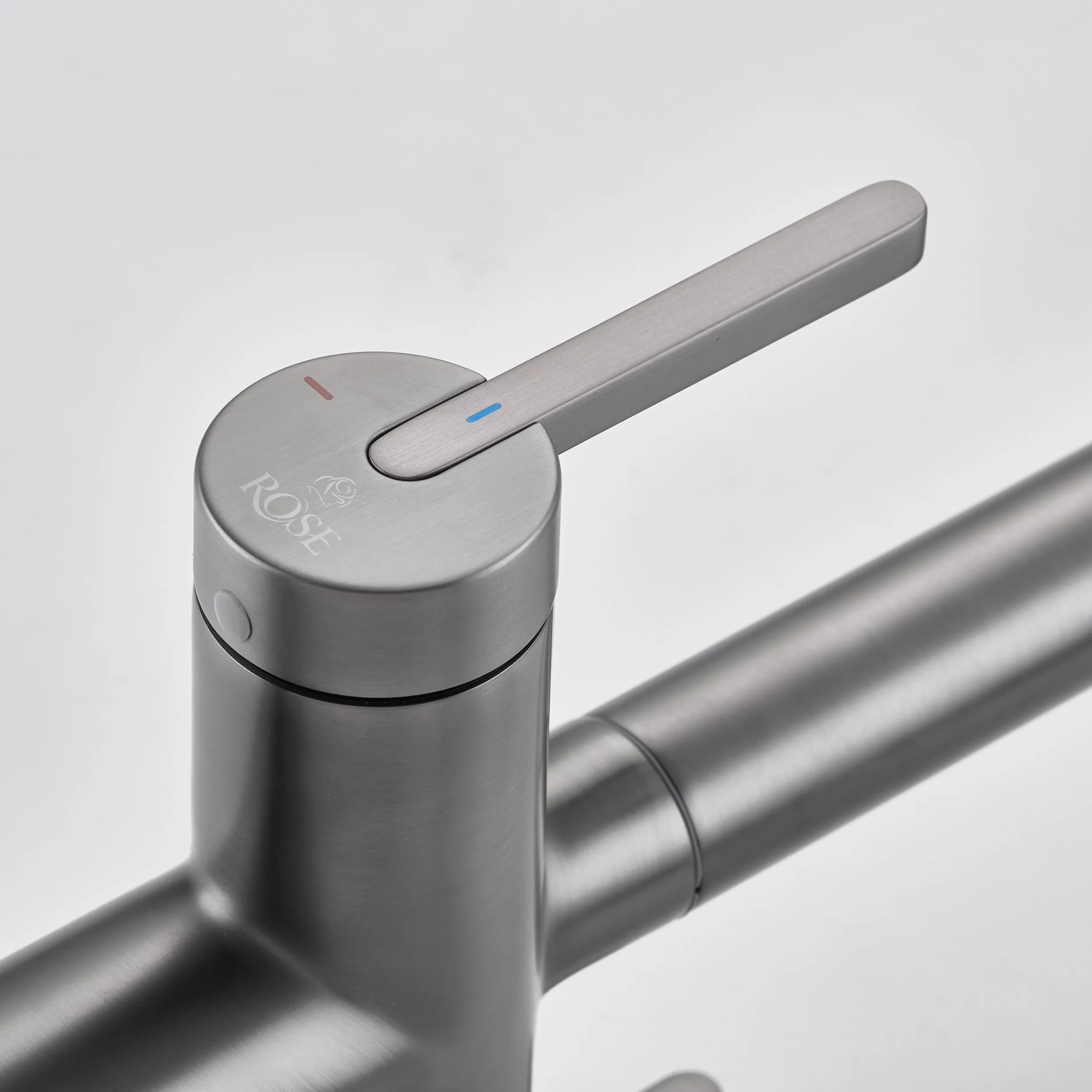 Смеситель для кухни с подключением фильтра для воды Rose R458T, оружейная сталь