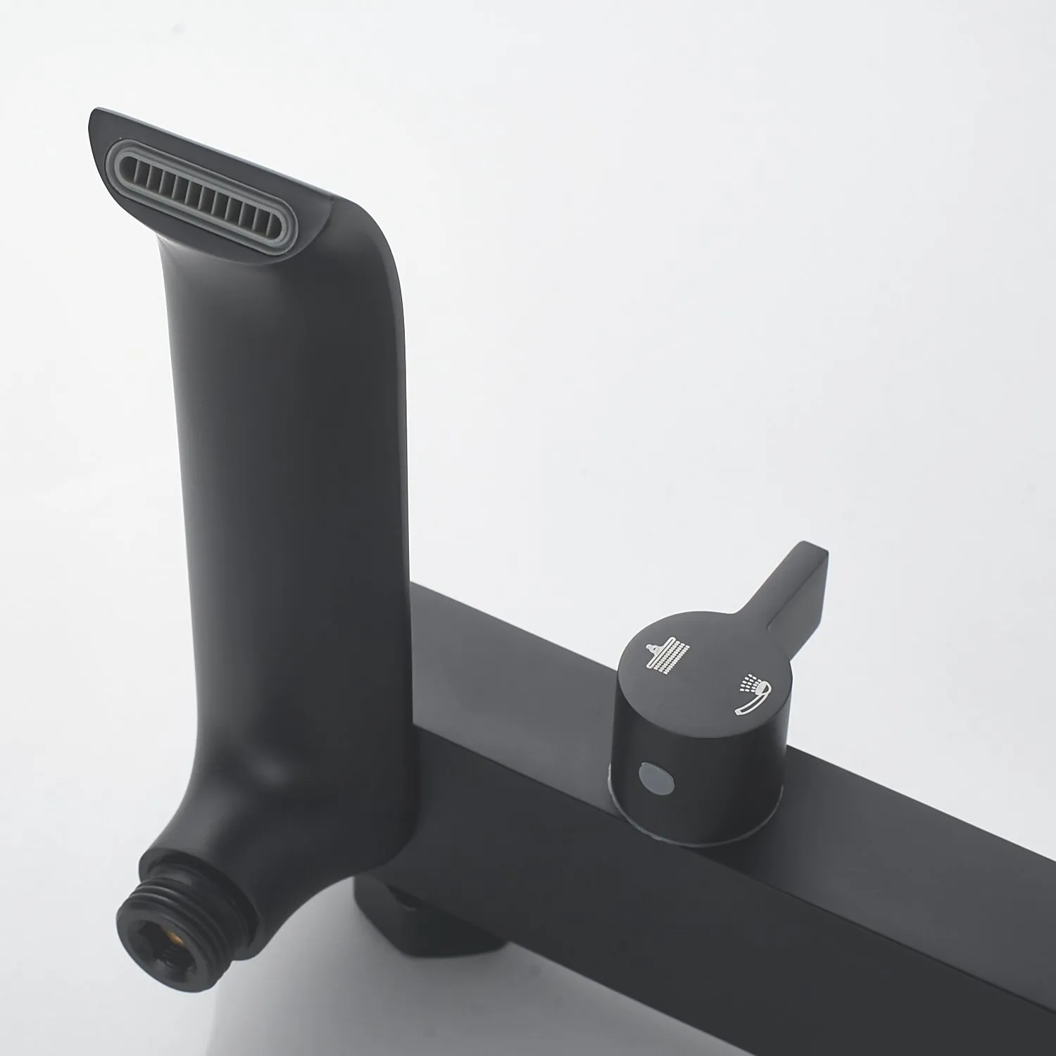 Душевая система Shevanik S4136H, черный