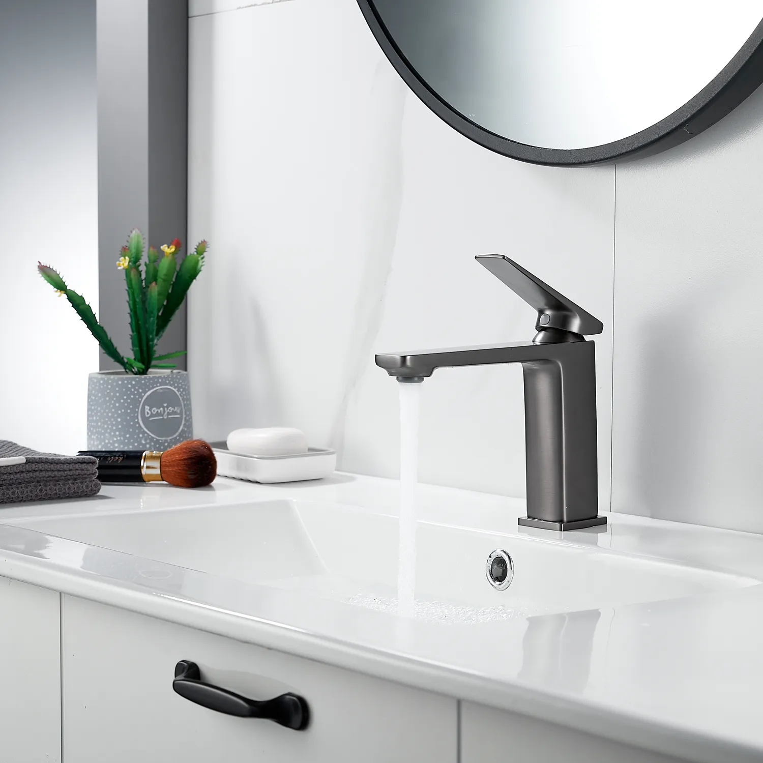 Смеситель для раковины Shevanik S8901T-1, оружейная сталь