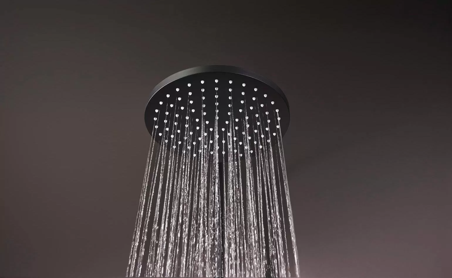 Душевая система HANSGROHE Vernis Shape Showerpipe 230 1jet с термостатом, матовый чёрный (26286670)