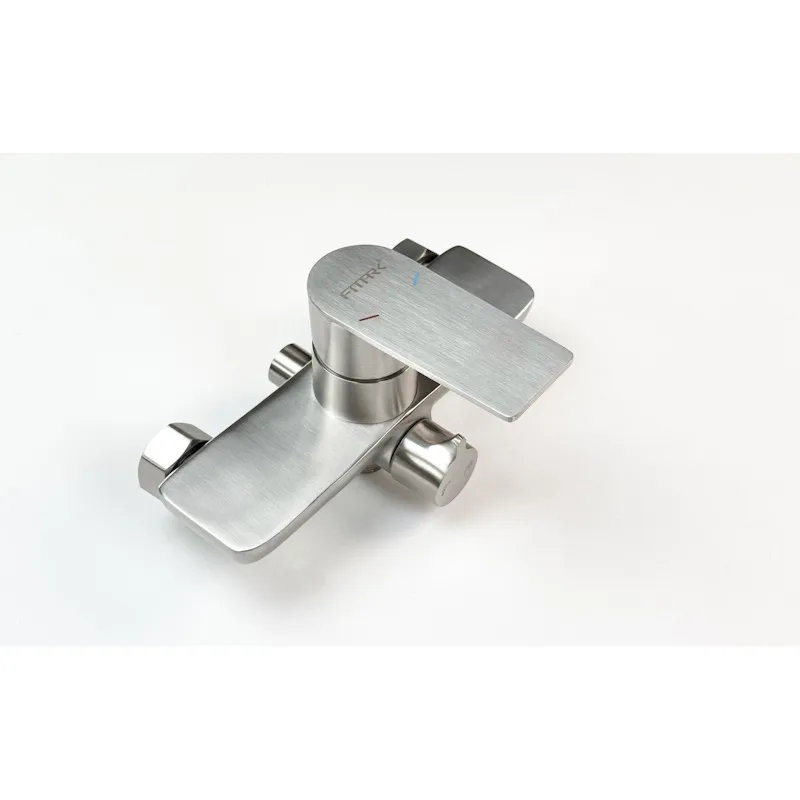 Смеситель для ванны Fmark FS8824