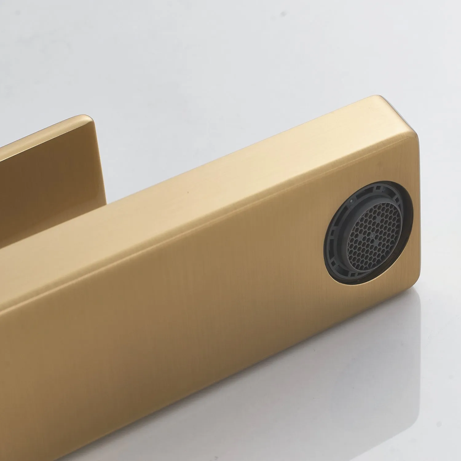 Смеситель для раковины Rose R1801G-1, золотой сатин