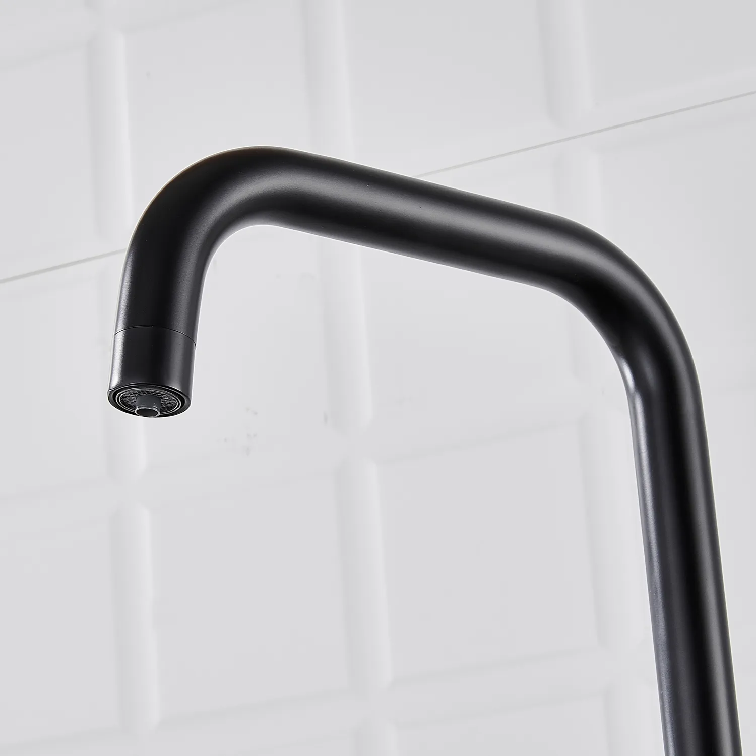 Смеситель для кухни с подключением фильтра Shevanik S528H, черный