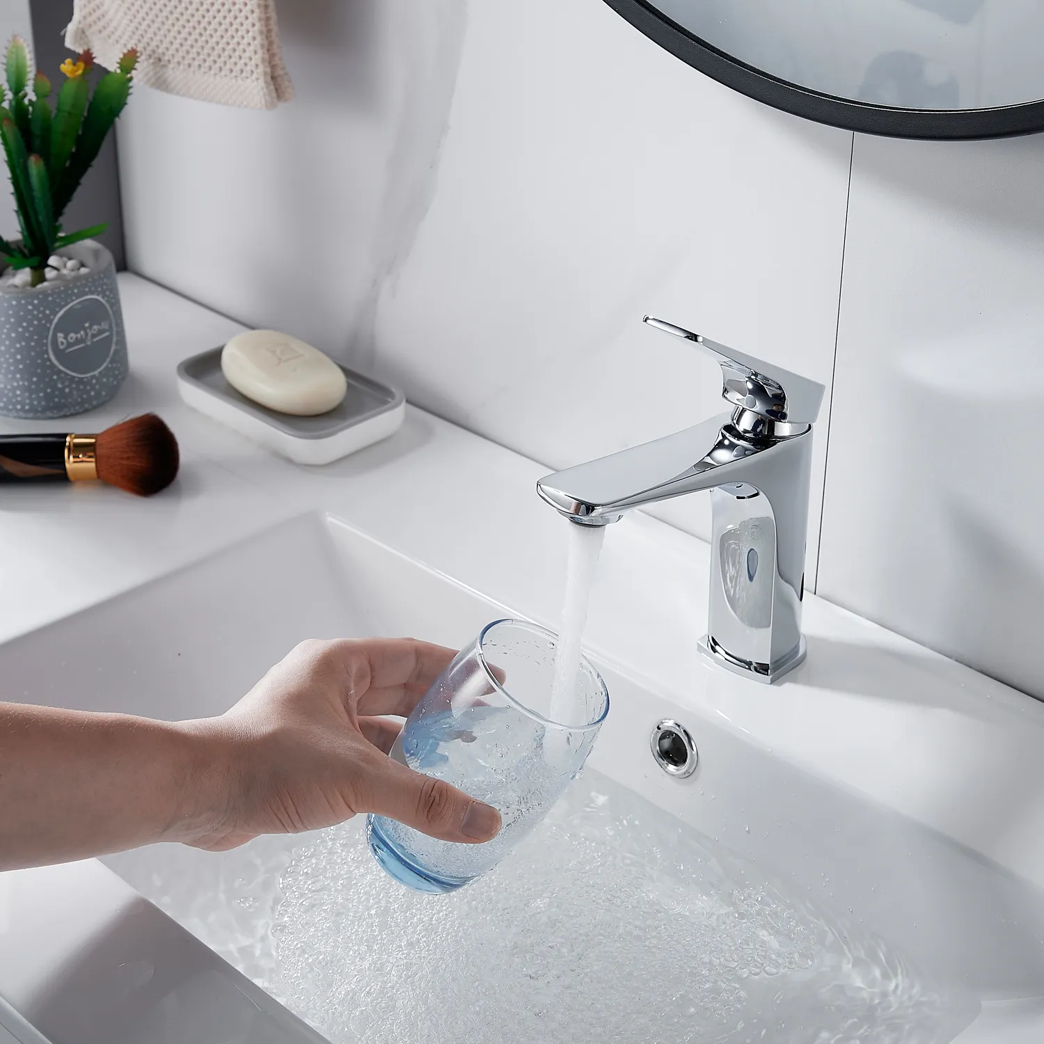 Смеситель для раковины Shevanik S4201, хром