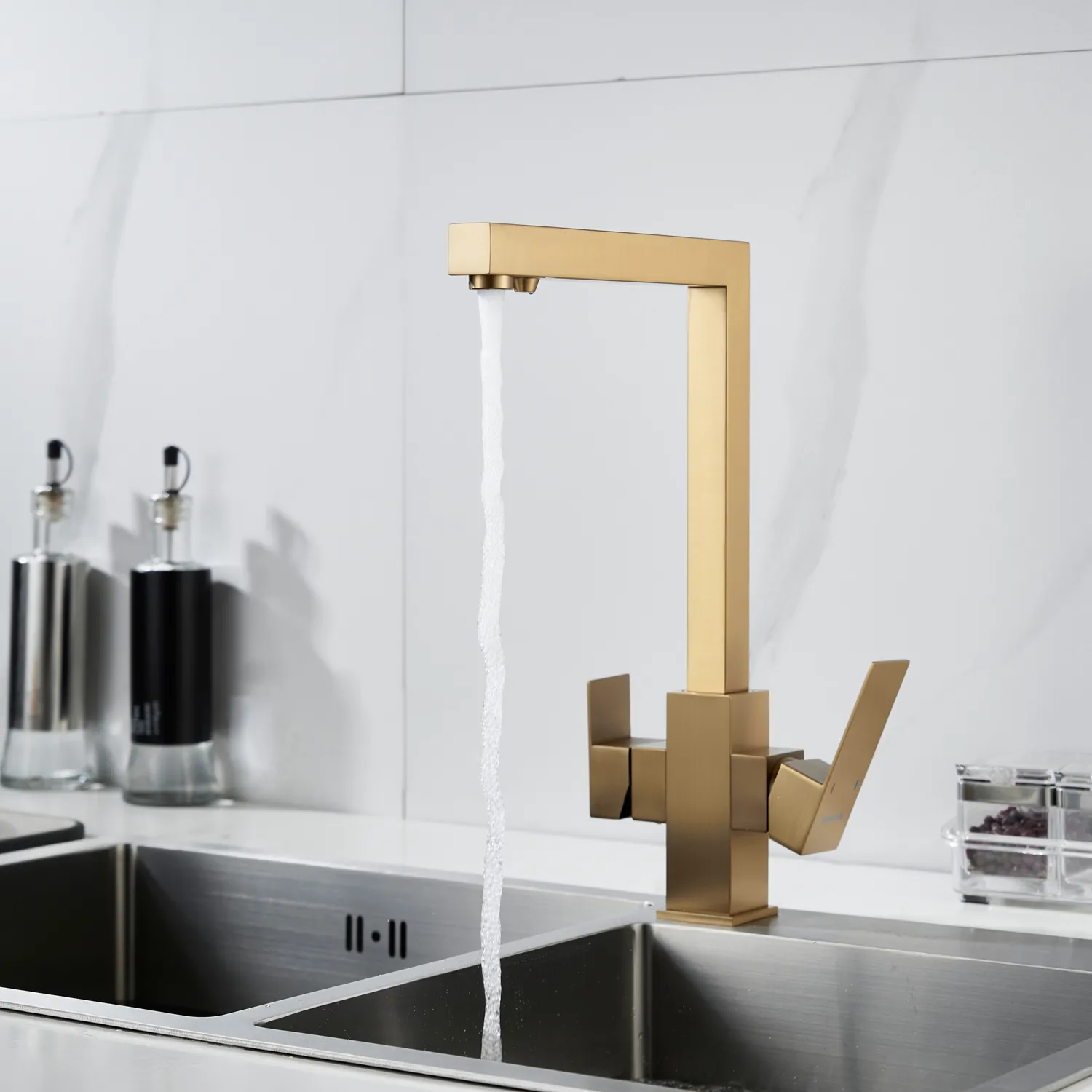 Смеситель для кухни с подключением фильтра Shevanik S148G, золотой сатин