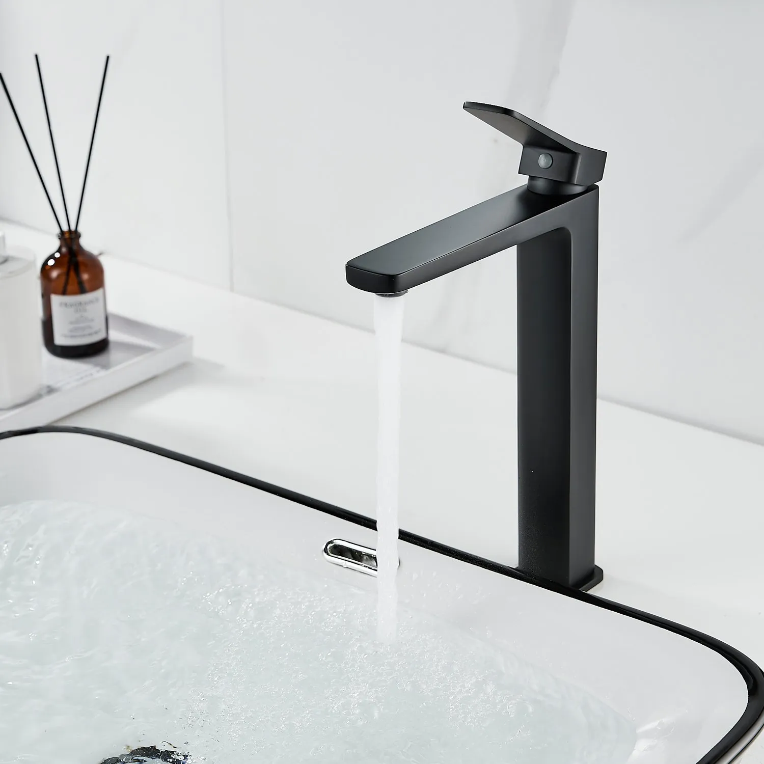 Смеситель для раковины Shevanik S9911H, черный