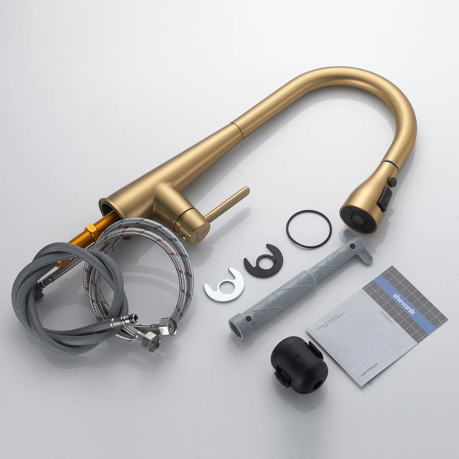 Смеситель для кухни с выдвижным изливом Shevanik S363G, золотой сатин