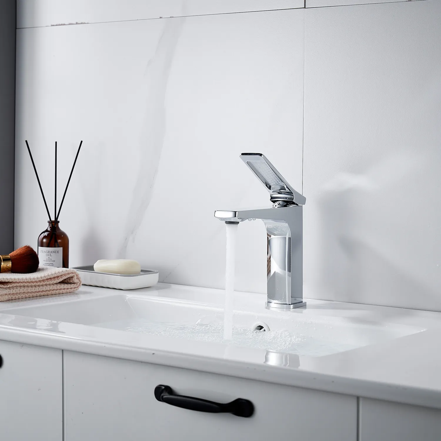 Смеситель для раковины Shevanik S4601, хром