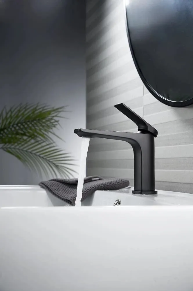 Cмеситель для раковины Knotlor KN-70/BL, черный