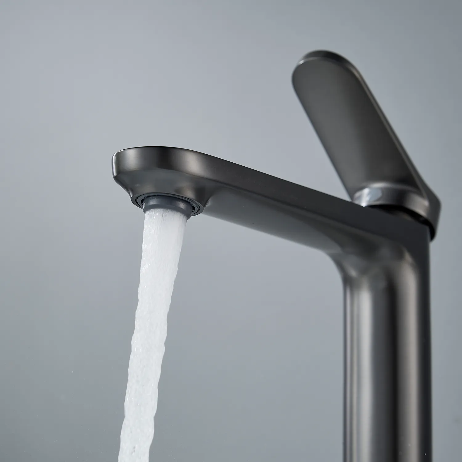 Смеситель для раковины высокий Shevanik S4311T, оружейная сталь