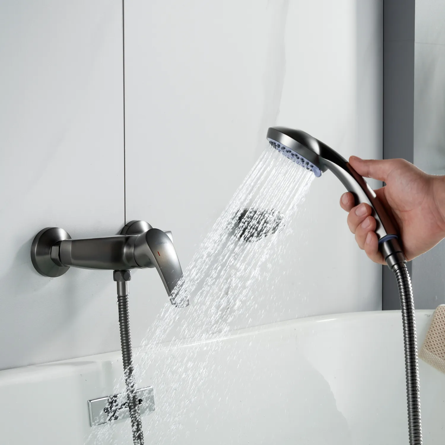 Смеситель для душа Shevanik S5016T, оружейная сталь