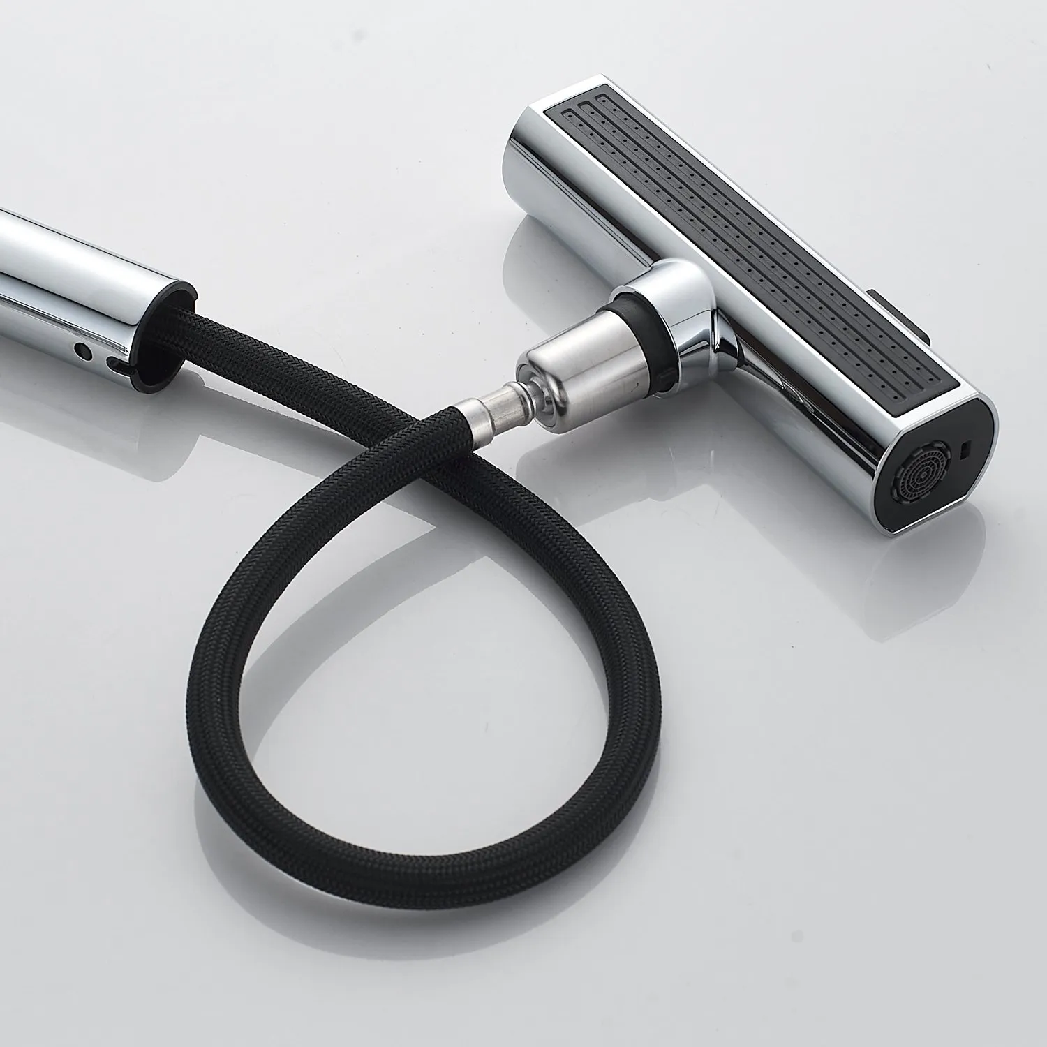 Смеситель для кухни с мультифункциональным изливом Raffine F203, хром