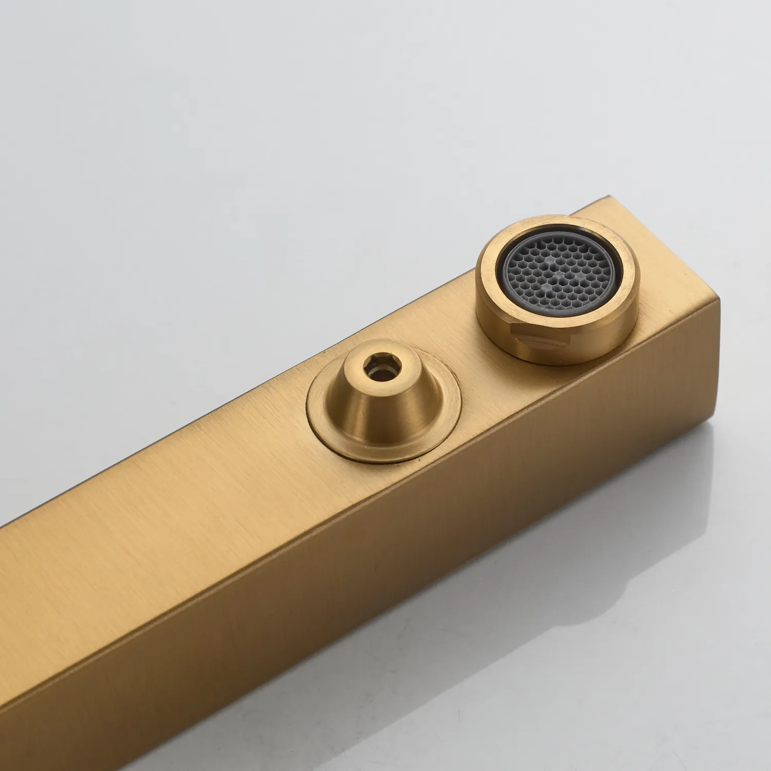 Смеситель для кухни с подключением фильтра Shevanik S148G, золотой сатин