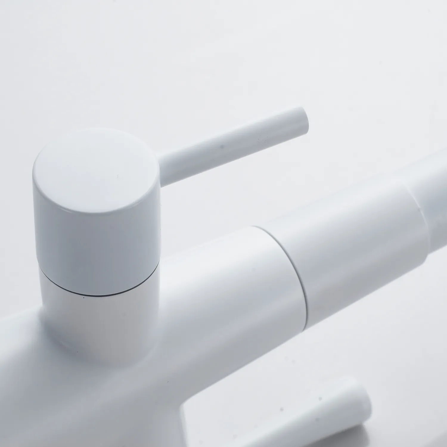 Смеситель для кухни с подключением фильтра Shevanik S528C, белый