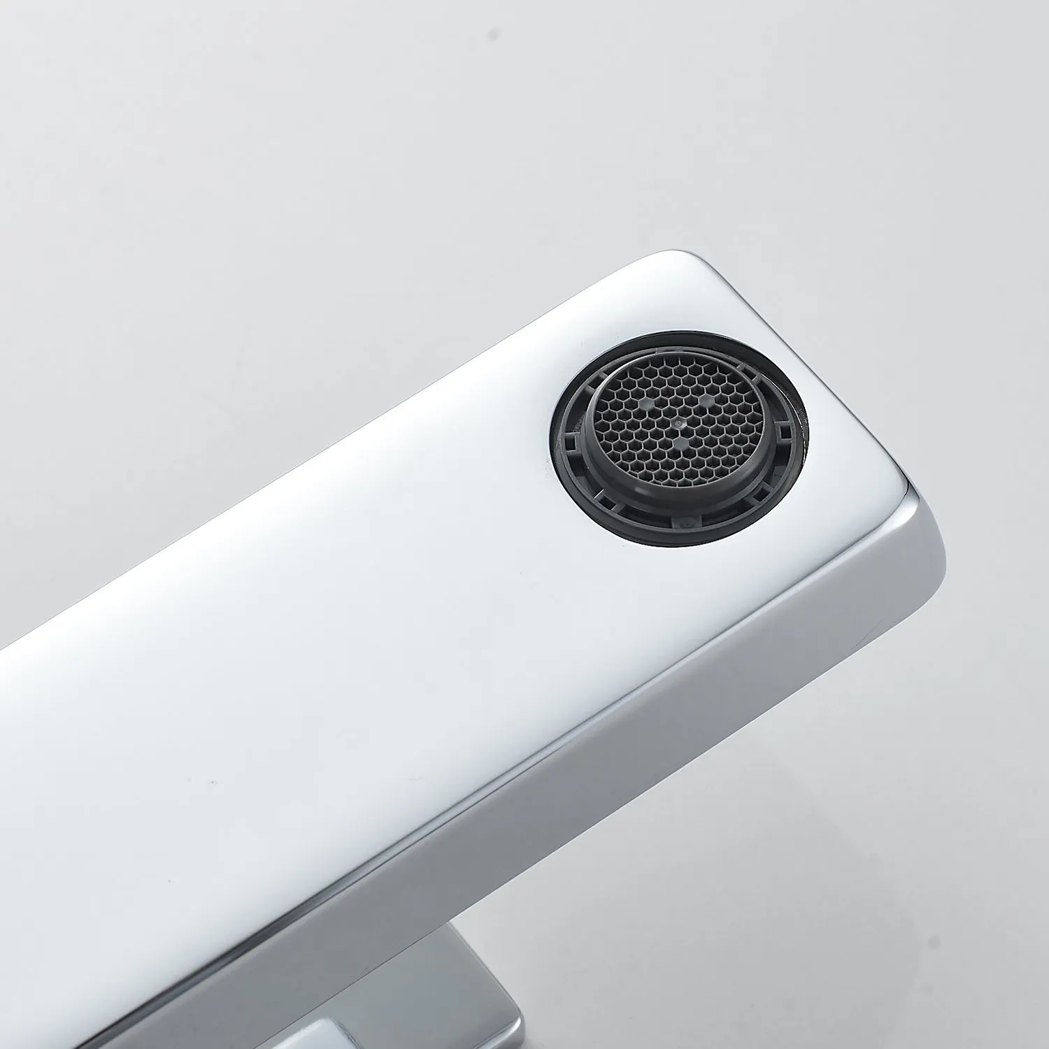 Смеситель для раковины Rose R1801-1, хром