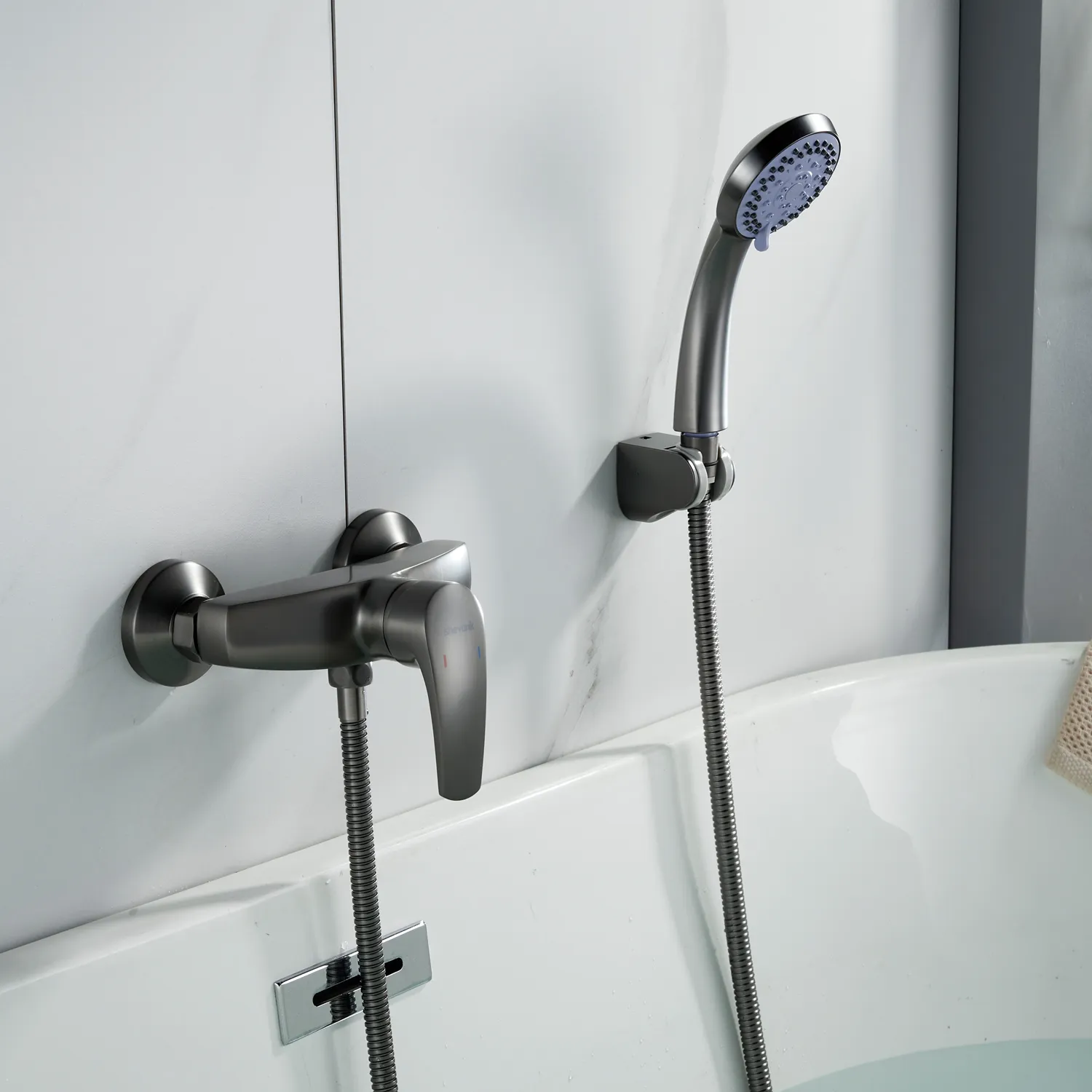 Смеситель для душа Shevanik S5016T, оружейная сталь