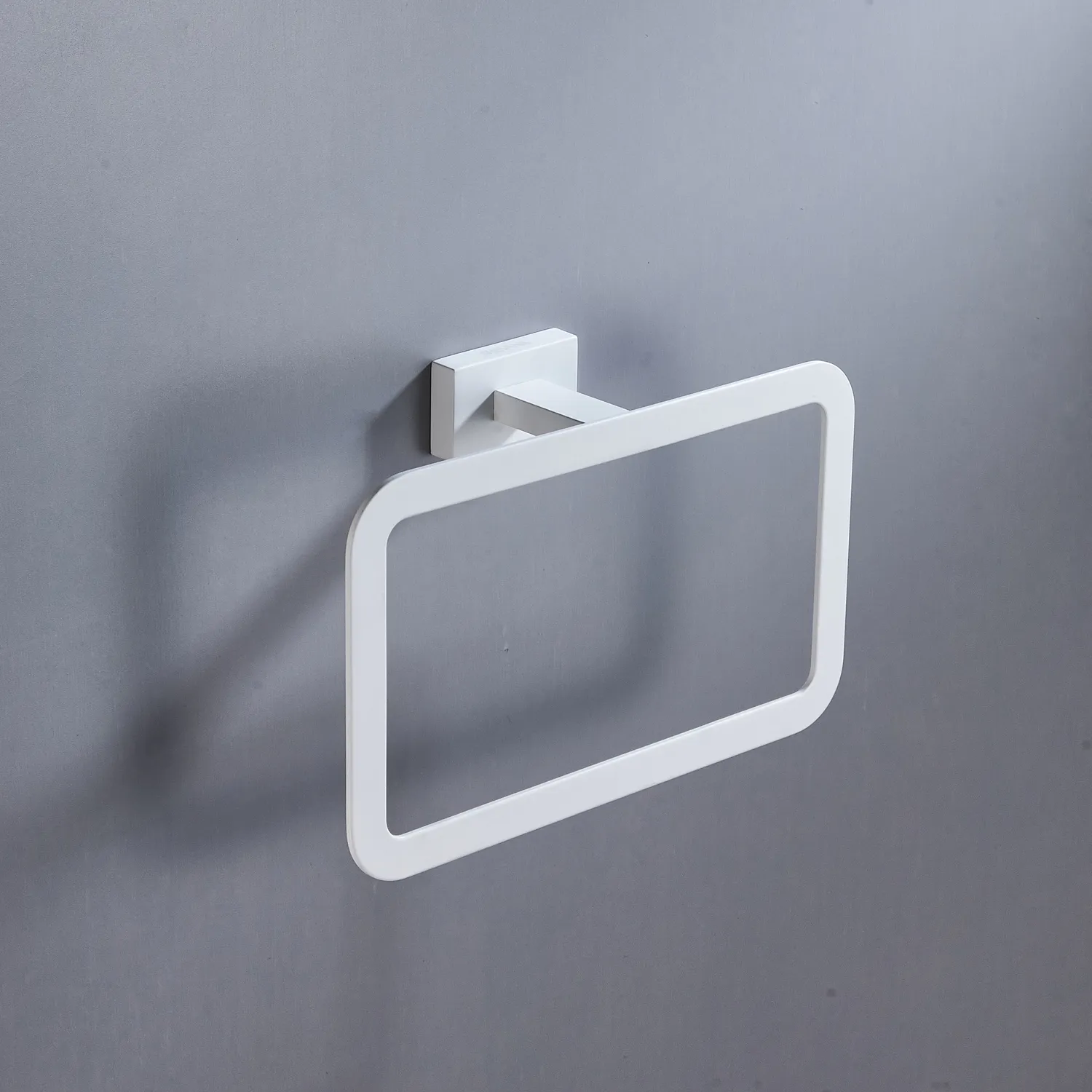 Кольцо для полотенец Shevanik SG5606C, белый