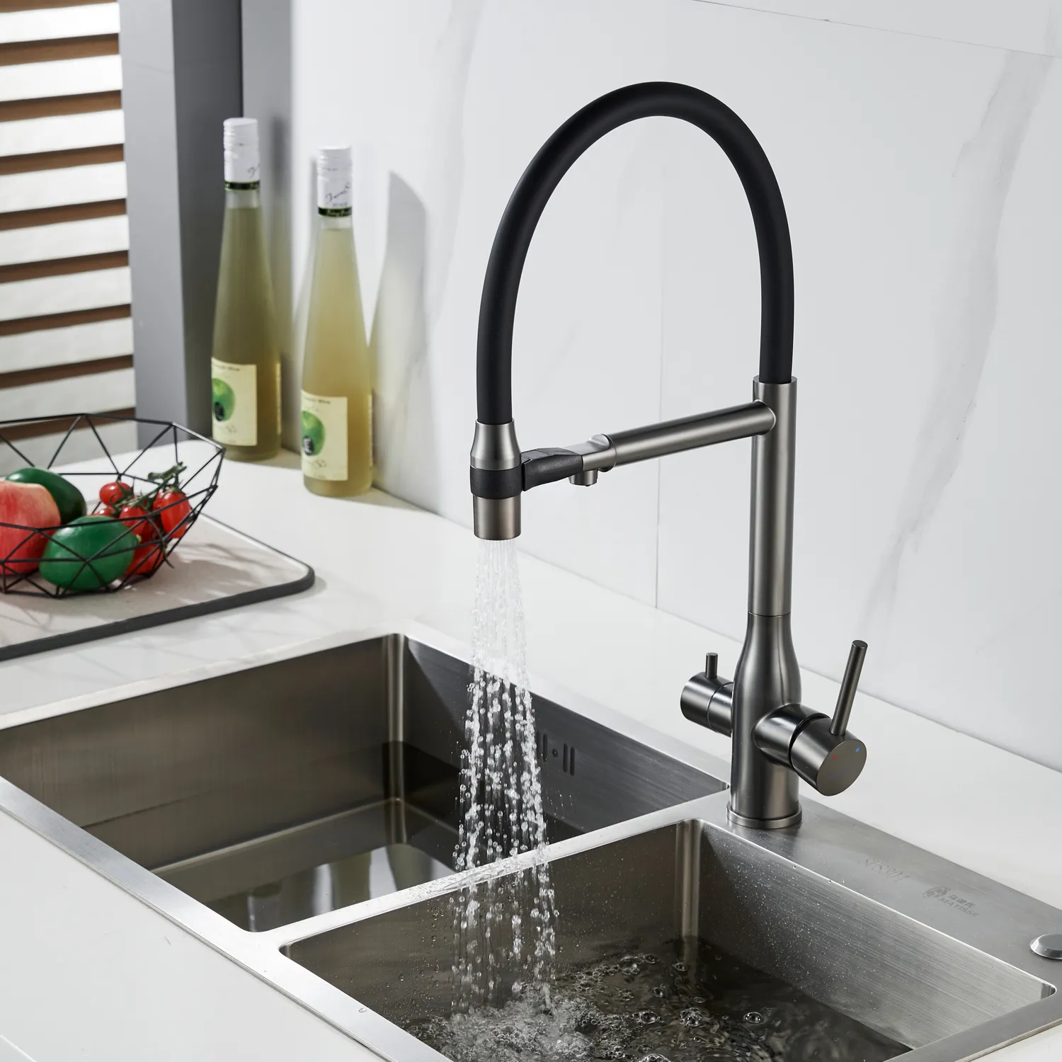 Смеситель для кухни с гибким изливом и подключением фильтра Shevanik S378T, оружейная сталь