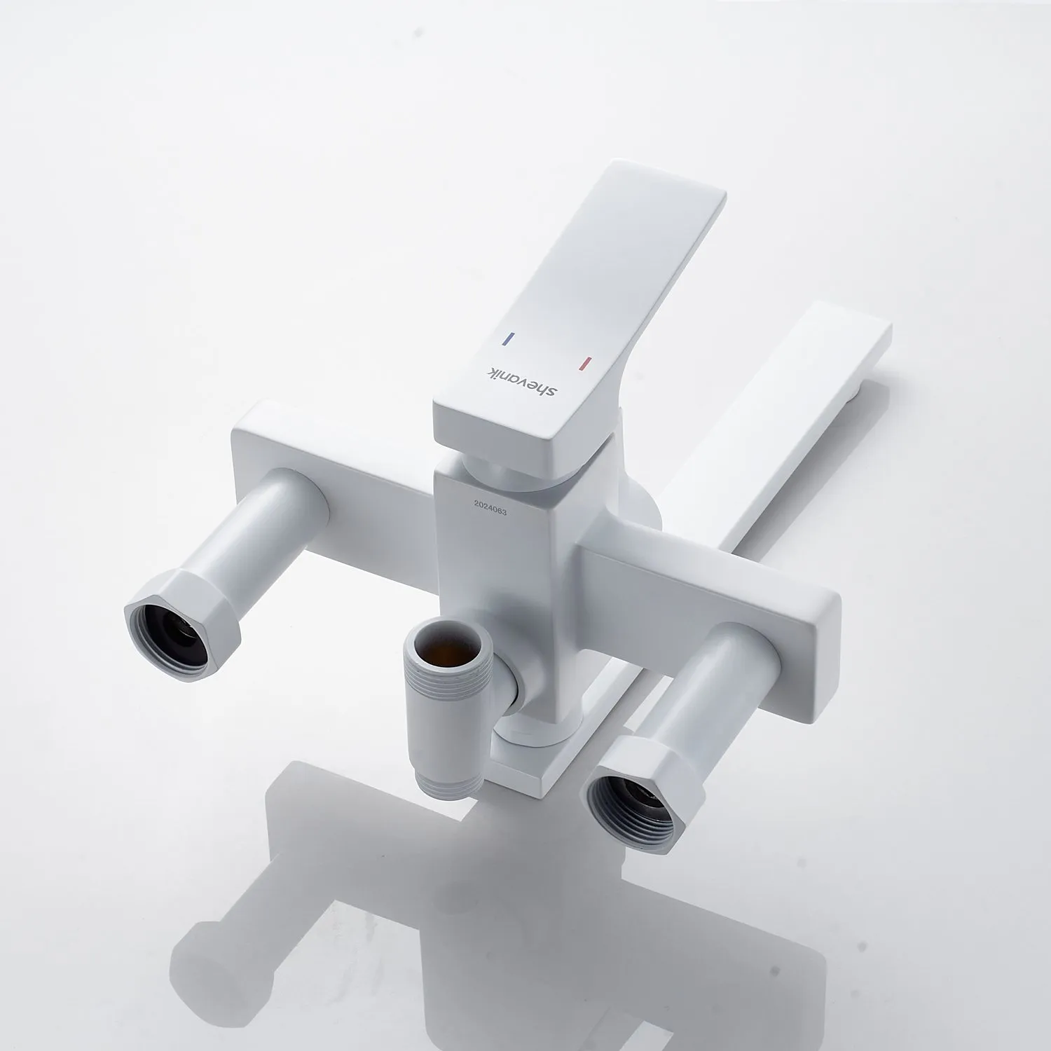 Душевая система Shevanik S6136C, белый