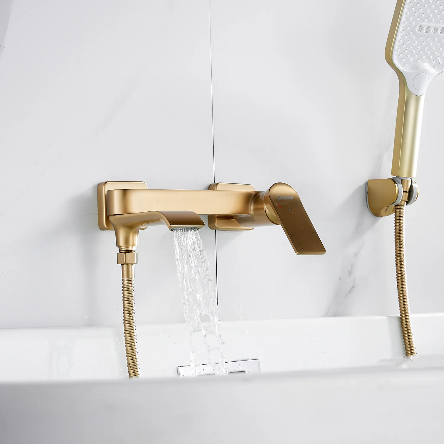 Смеситель для ванны Shevanik S4102G, золотой сатин