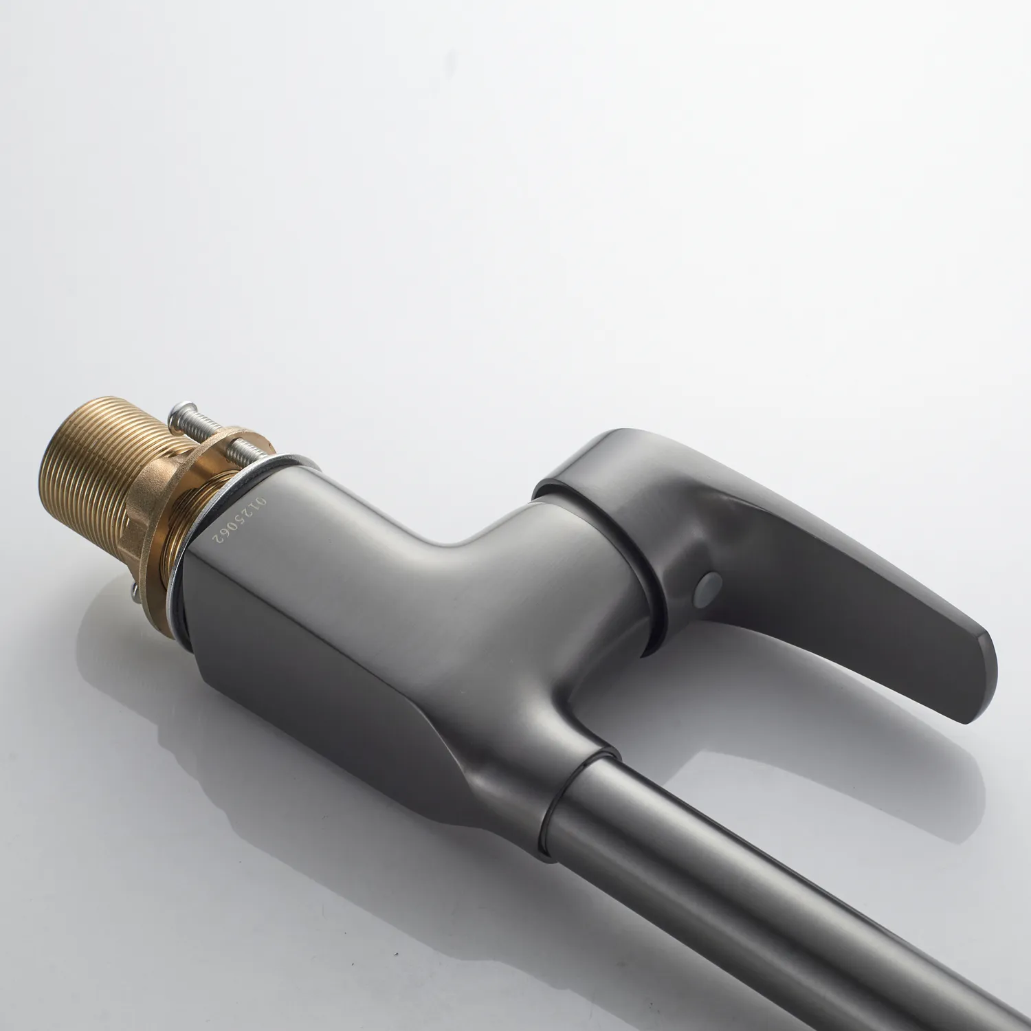 Смеситель для кухни Shevanik S5053T, оружейная сталь