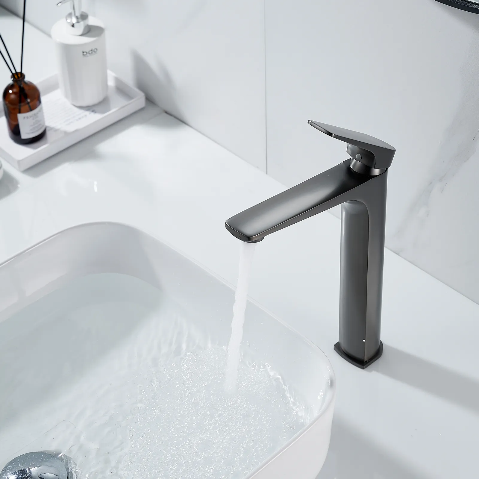 Смеситель для раковины высокий Shevanik S4211T, оружейная сталь