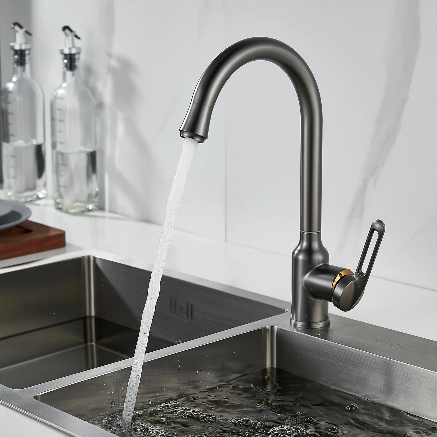 Смеситель для кухни Raffine F103T, оружейная сталь