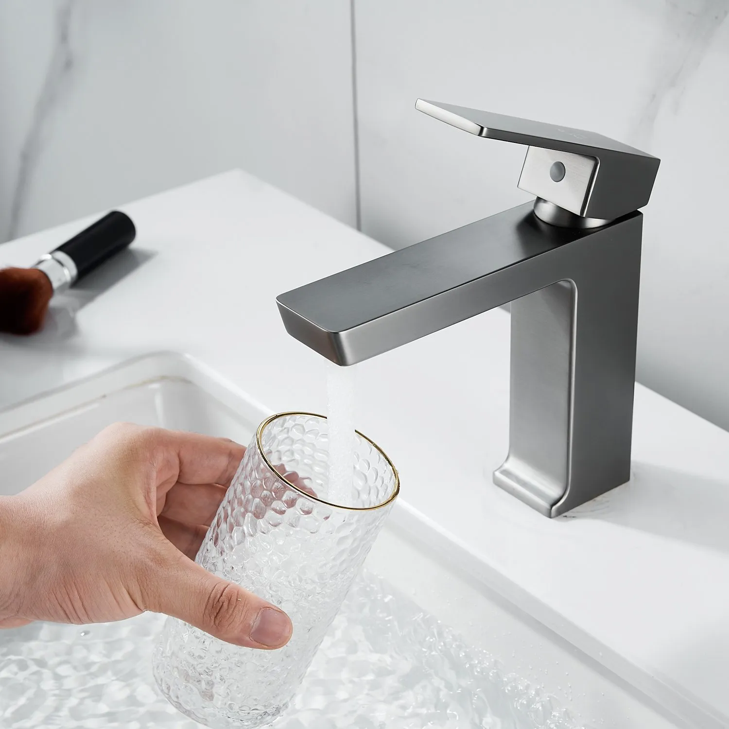 Смеситель для раковины Rose R1801T-1, оружейная сталь